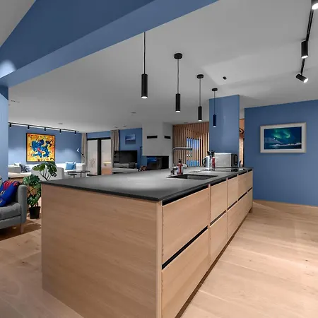 Northstay - Scandi-luxe Family - The View, Modern House With View, Sleeps 8 Leilighet Tromsø