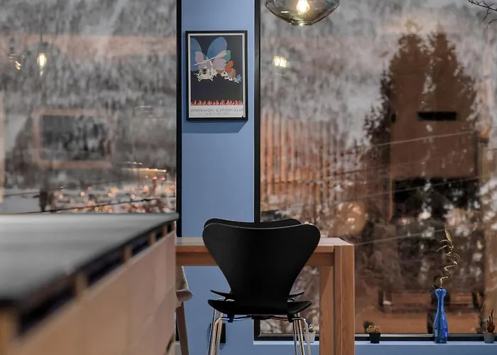 Northstay - Scandi-luxe Family - The View, Modern House With View, Sleeps 8 트롬쇠