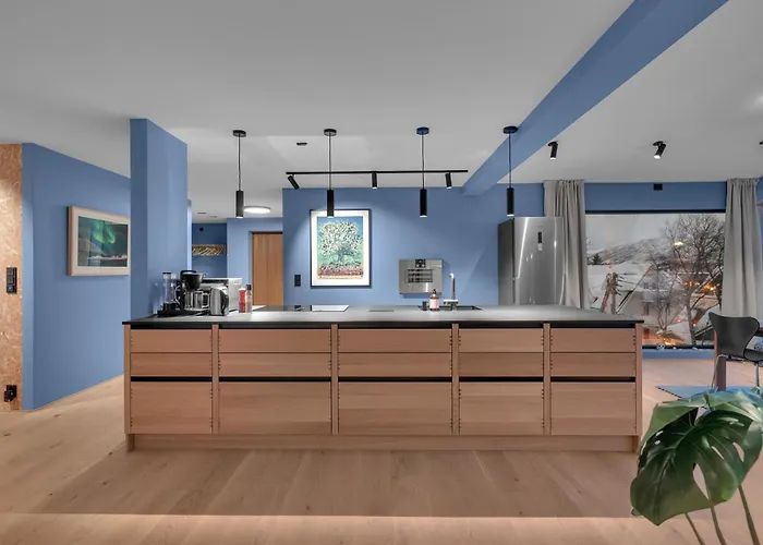 아파트 Northstay - Scandi-luxe Family - The View, Modern House With View, Sleeps 8 트롬쇠