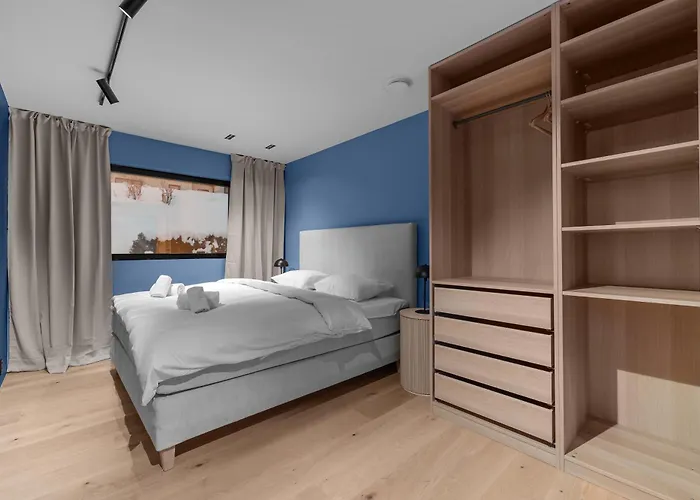 Northstay - Scandi-luxe Family - The View, Modern House With View, Sleeps 8 트롬쇠
